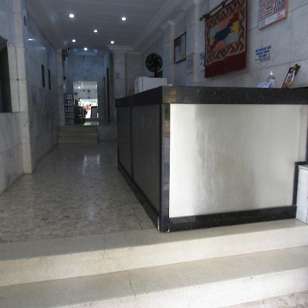 Hotel Moraes a 10 minutos da 25 de Março,Brás,Bom Retiro,a 2 minutos do Mirante Sampa Sky e pista de Skate Anhangabaú São Paulo Extérieur photo