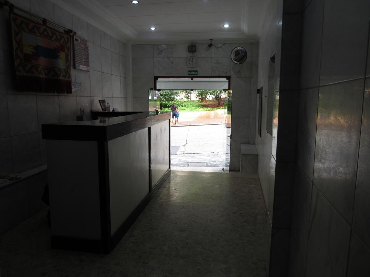 Hotel Moraes a 10 minutos da 25 de Março,Brás,Bom Retiro,a 2 minutos do Mirante Sampa Sky e pista de Skate Anhangabaú São Paulo Extérieur photo