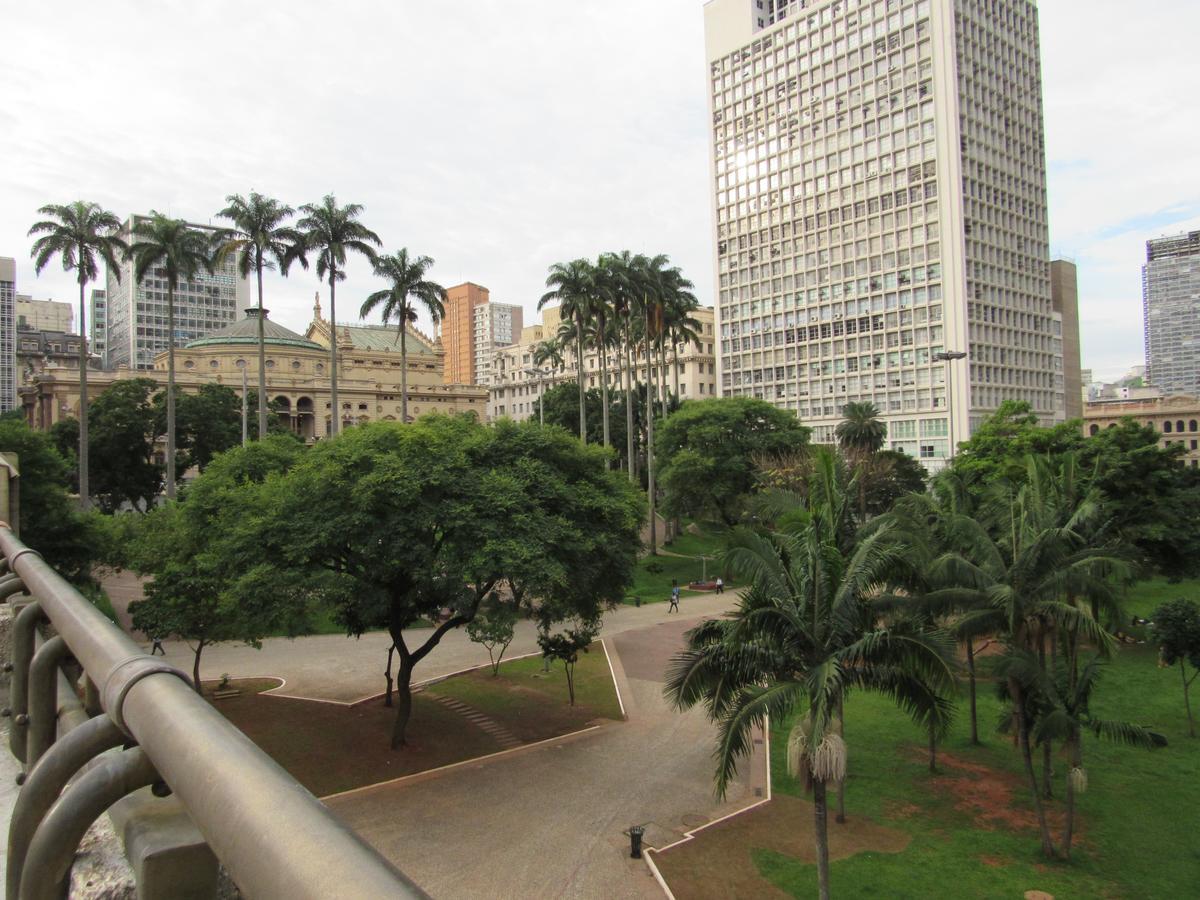 Hotel Moraes a 10 minutos da 25 de Março,Brás,Bom Retiro,a 2 minutos do Mirante Sampa Sky e pista de Skate Anhangabaú São Paulo Extérieur photo